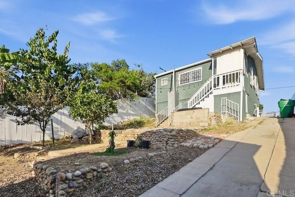 338 Hoitt Street