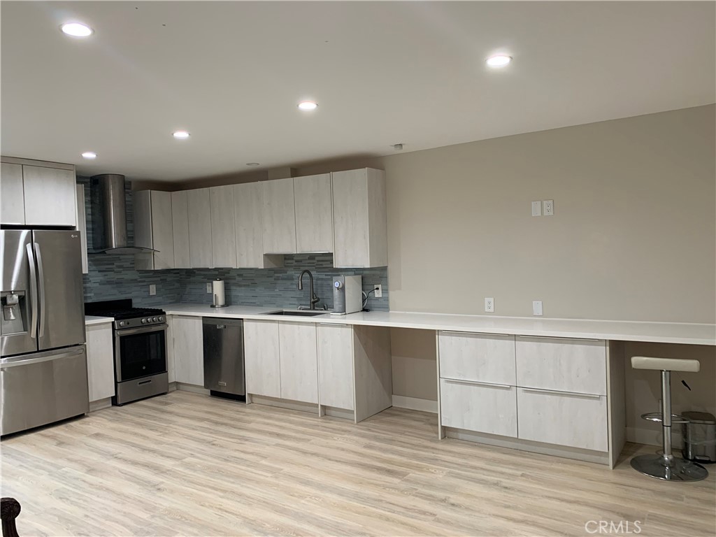 2 1/2 Singletree Lane