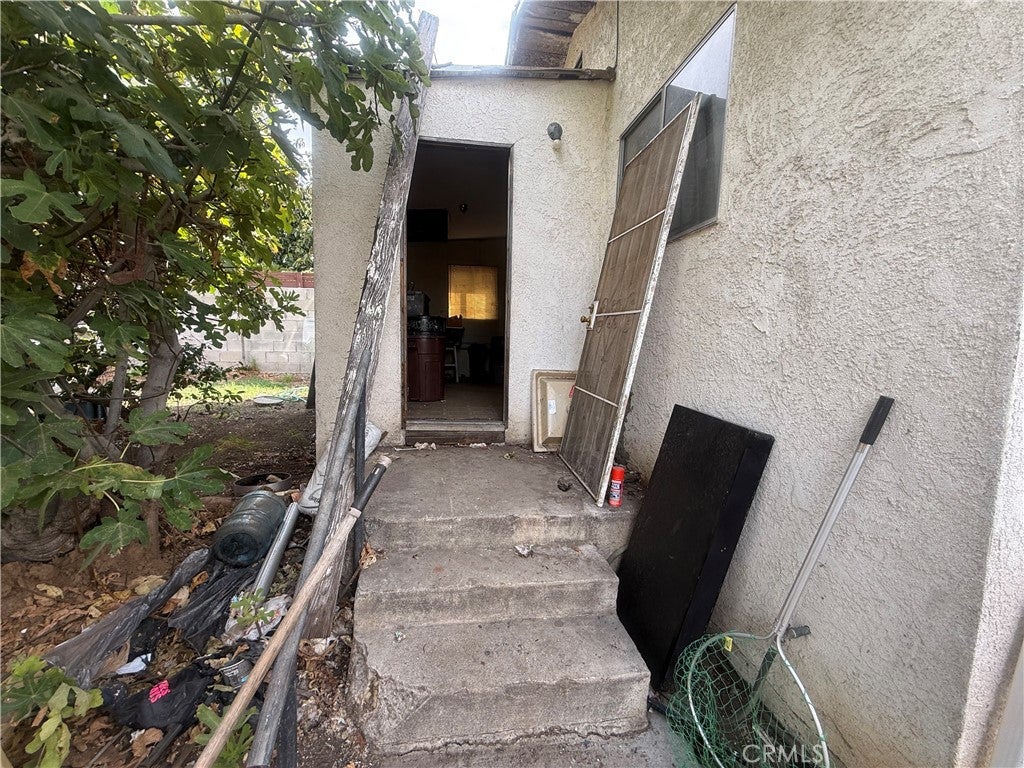 2927 Asbury