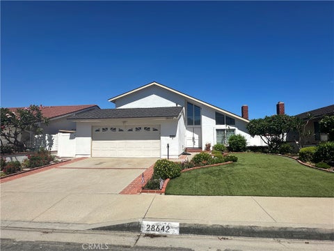 Photo of 28642 Mount Sawtooth DR, Rancho Palos Verdes, CA 90275 (MLS # SB26162180)