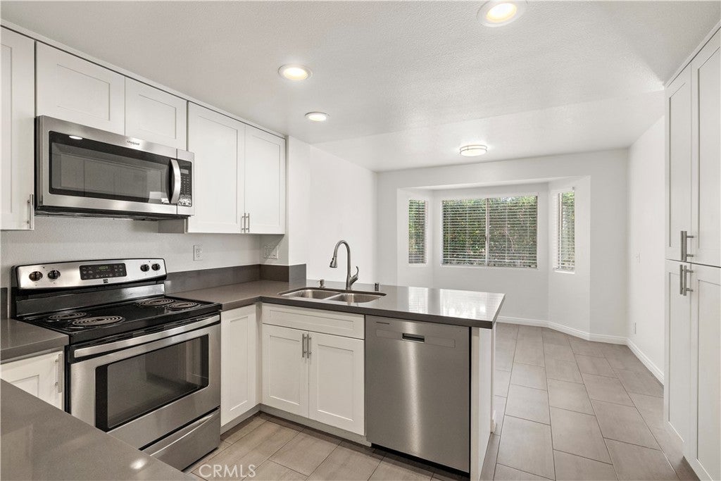 59 Willowood, Aliso Viejo CA 92656 - Photo 9