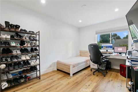 Tiny photo for 24411 Highlander Road, West Hills, CA 91307 (MLS # SR25262030)