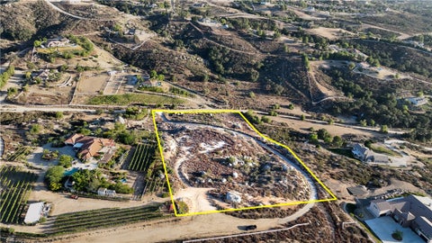Photo of 0 Gray Squirrel, Temecula, CA 92592 (MLS # SW26136193)
