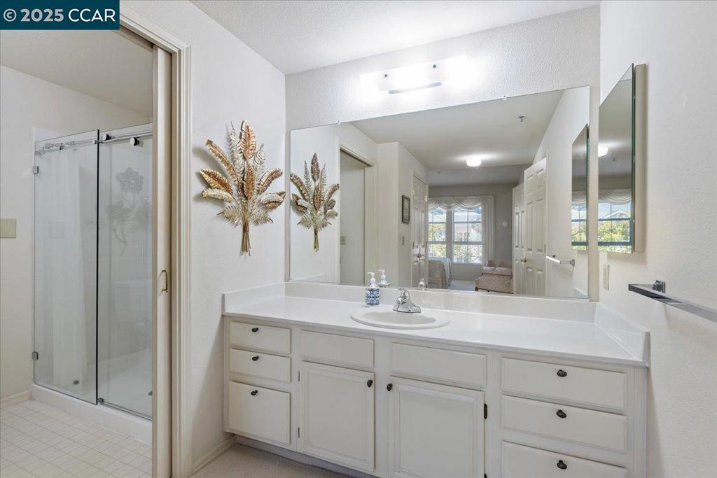 WATERFORD - Residential