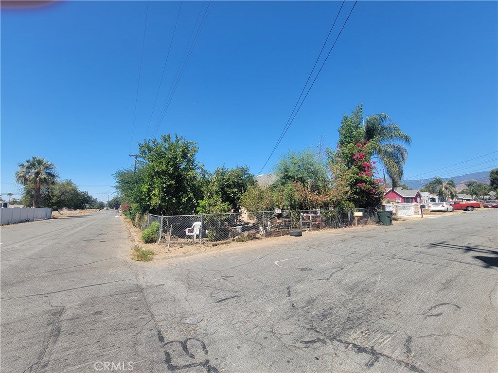 7190 Vine