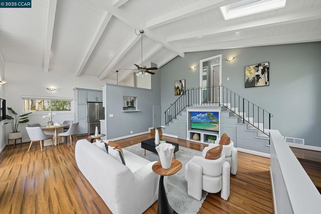 OAK SPRINGS - Residential