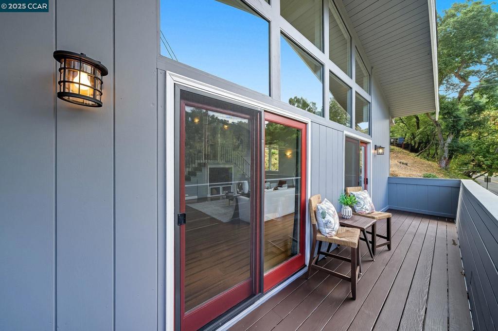 OAK SPRINGS - Residential