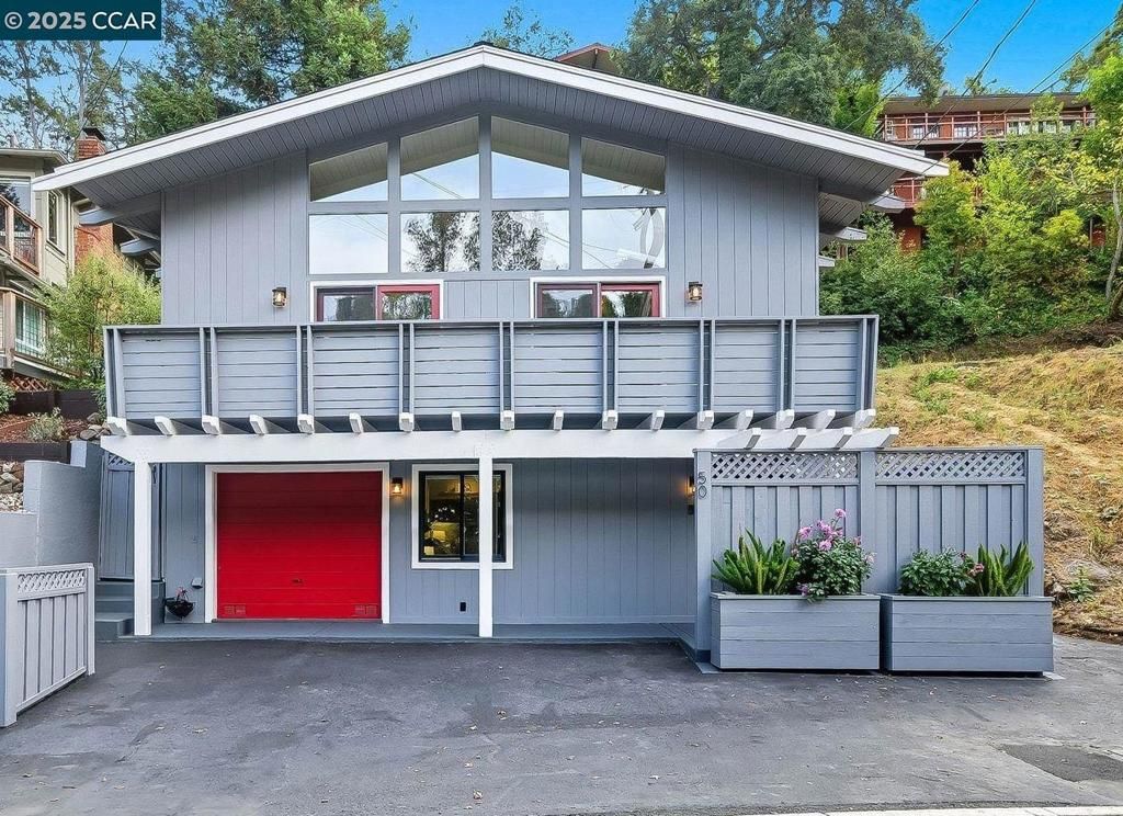 Photo of 50 Brookwood Rd Rd, Orinda, CA 94563 (MLS # 41115709)