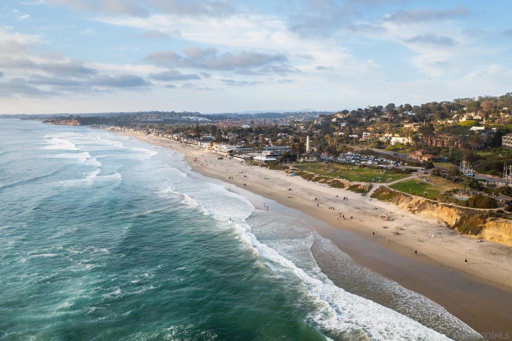 Del Mar - Residential