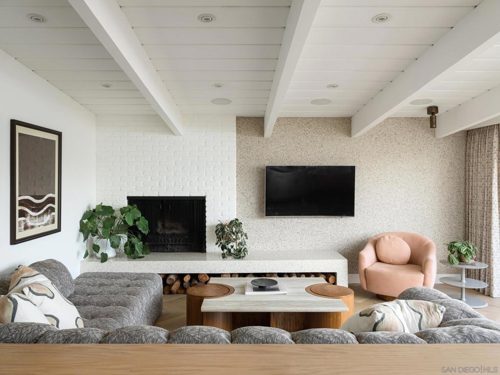 Del Mar - Residential
