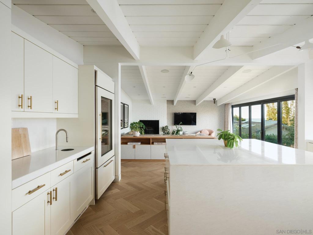 Del Mar - Residential