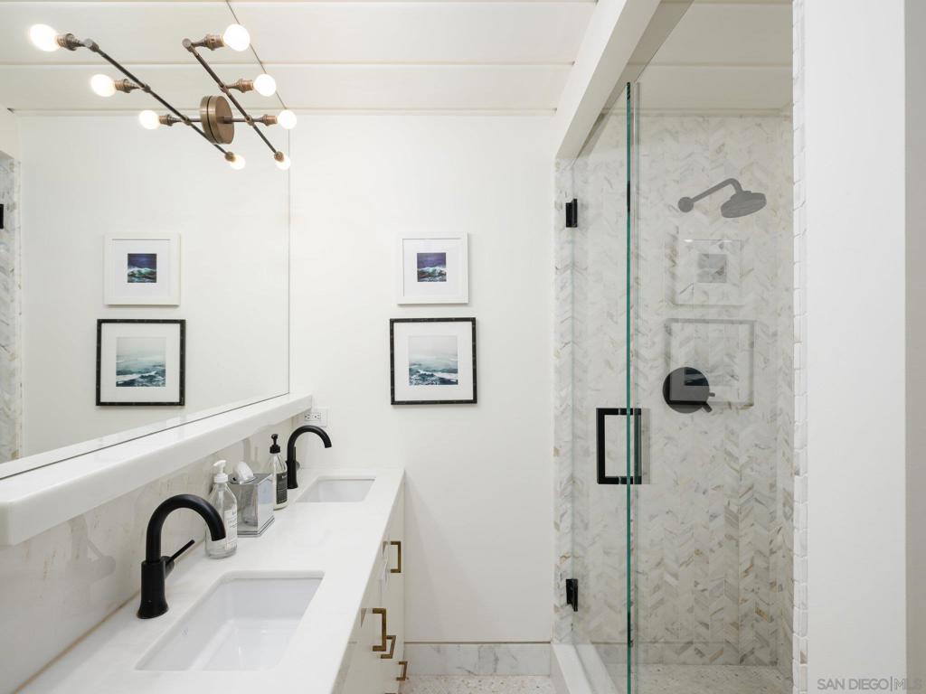 Del Mar - Residential