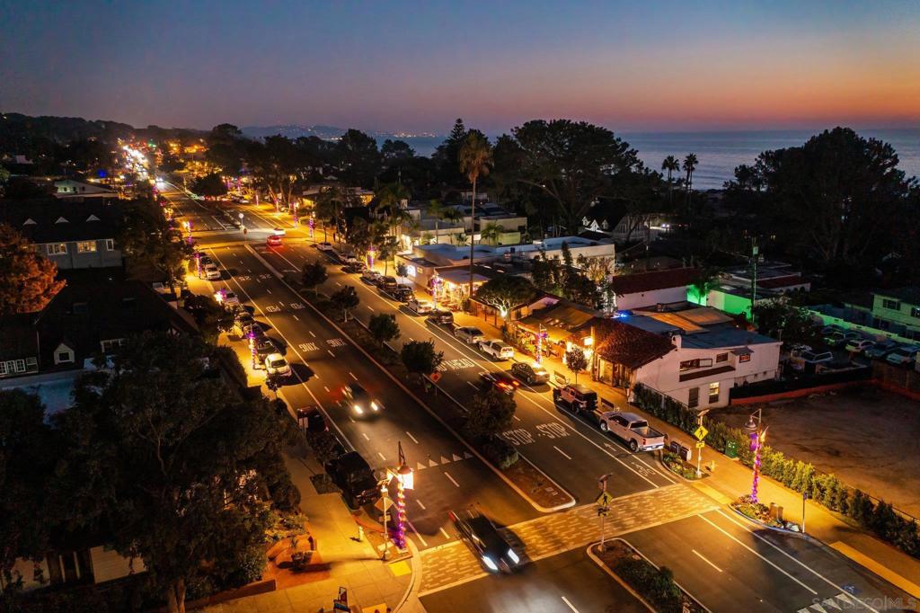 Del Mar - Residential