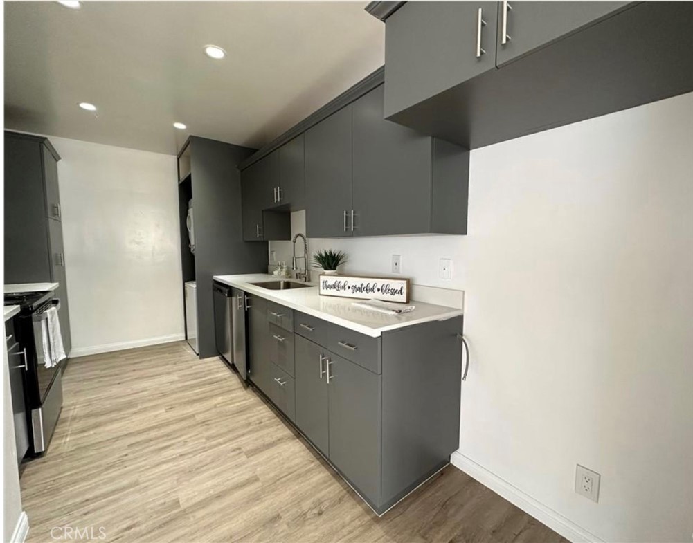 Cinnamon Tree Condominiums (CNTC) - Residential