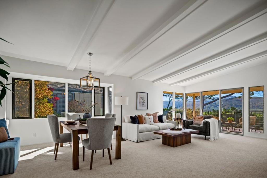 47 Del Mesa Carmel