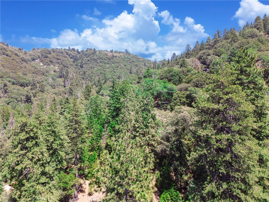 Crestline (CRES) - Land