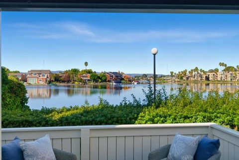 Photo of 1024 Rudder Lane, Foster City, CA 94404 (MLS # ML82025251)