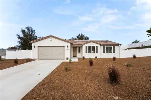 Photo of 5505 Norwood Avenue, Riverside, CA 92505 (MLS # IV26196637)