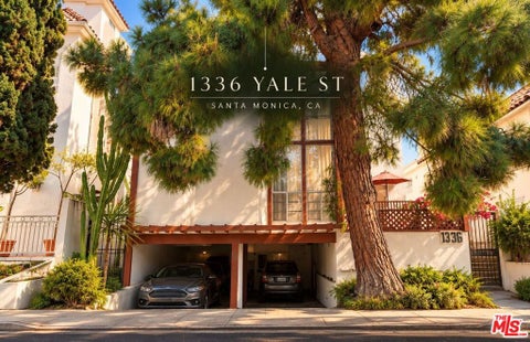 Photo of 1336 Yale Street #6, Santa Monica, CA 90404 (MLS # 26874511)