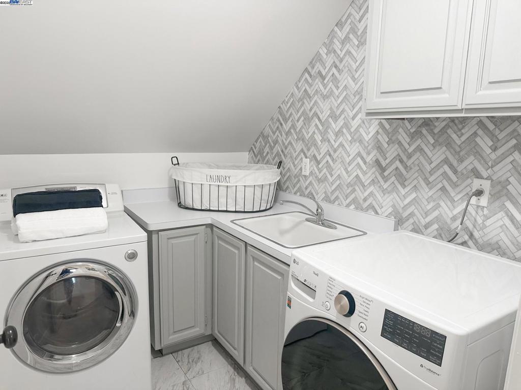 PLEASANTON - Residential