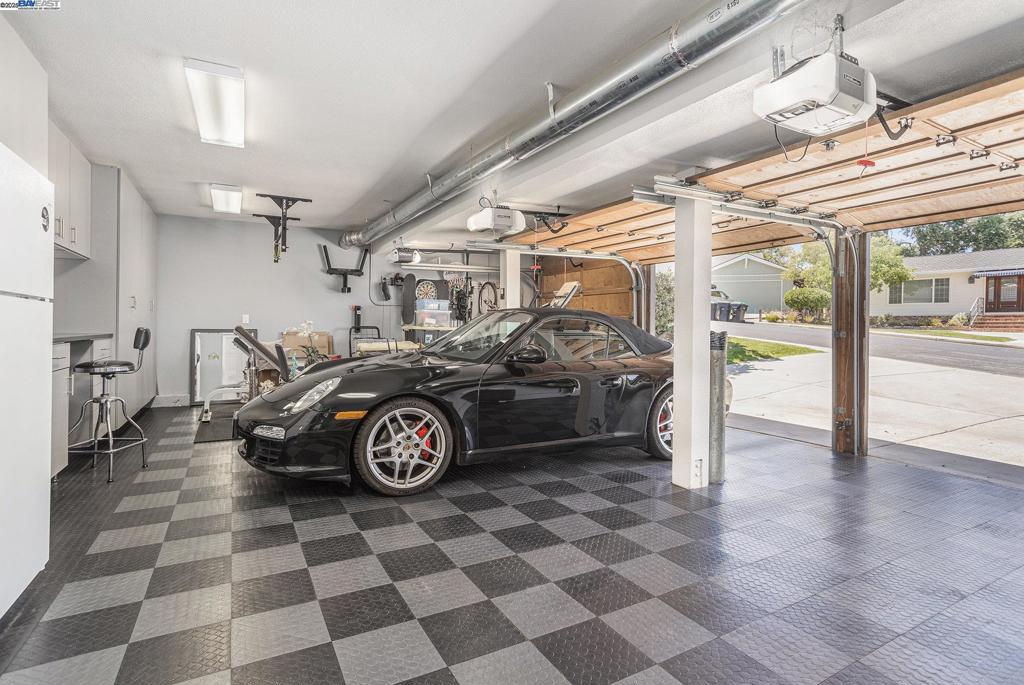 PLEASANTON - Residential