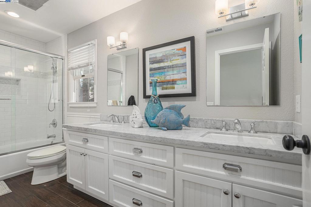 PLEASANTON - Residential