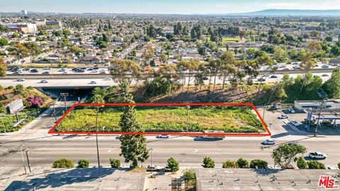 Photo of 1422 E Imperial Highway, Los Angeles, CA 90059 (MLS # 26667031)