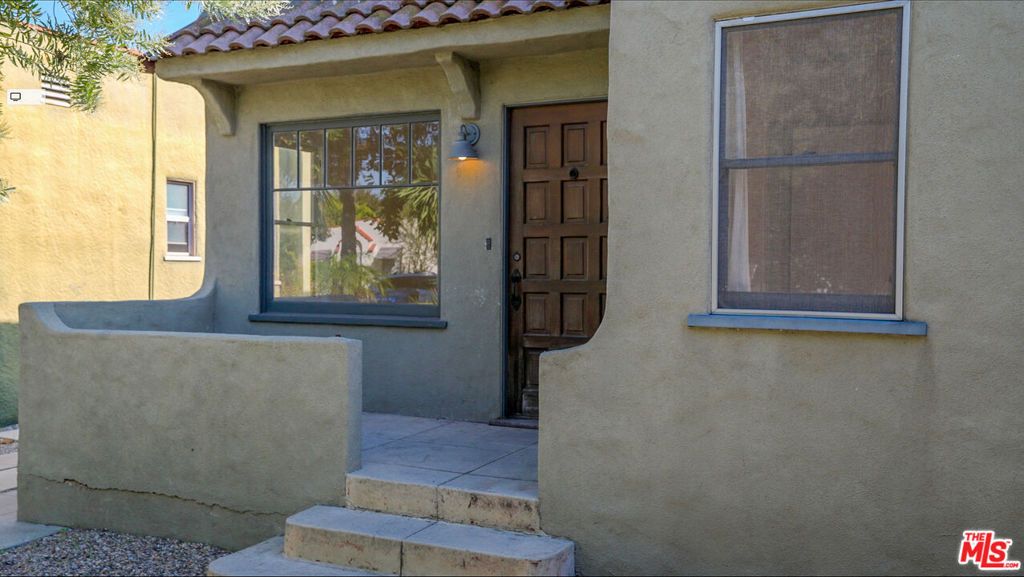 Photo of 3000 Finch Street, Los Angeles, CA 90039 (MLS # 25620217)