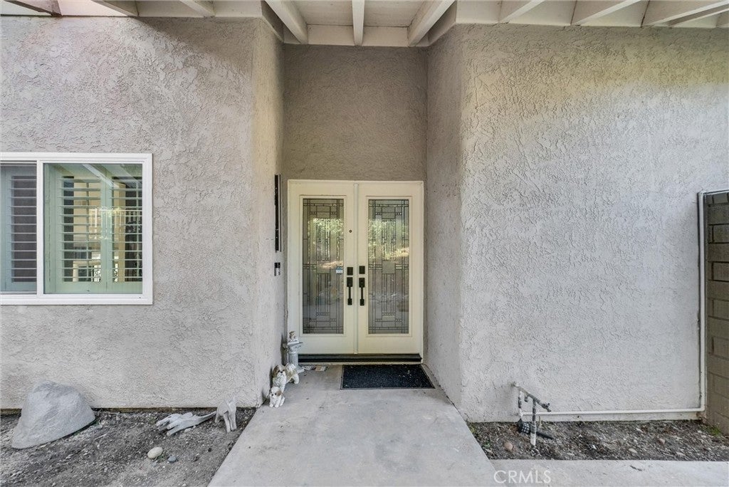 157 S Donna Court