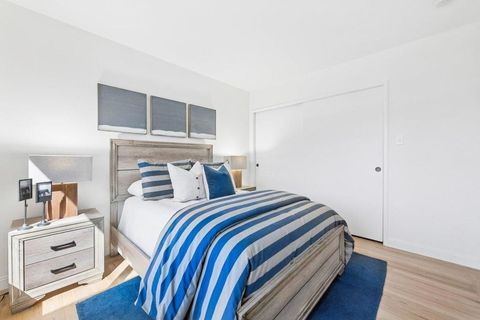 Tiny photo for 31 Avalon Drive, Daly City, CA 94015 (MLS # ML82037522)