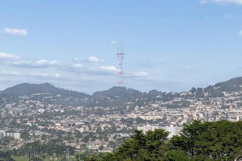 Tiny photo for 31 Avalon Drive, Daly City, CA 94015 (MLS # ML82037522)