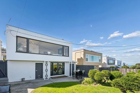 Tiny photo for 31 Avalon Drive, Daly City, CA 94015 (MLS # ML82037522)