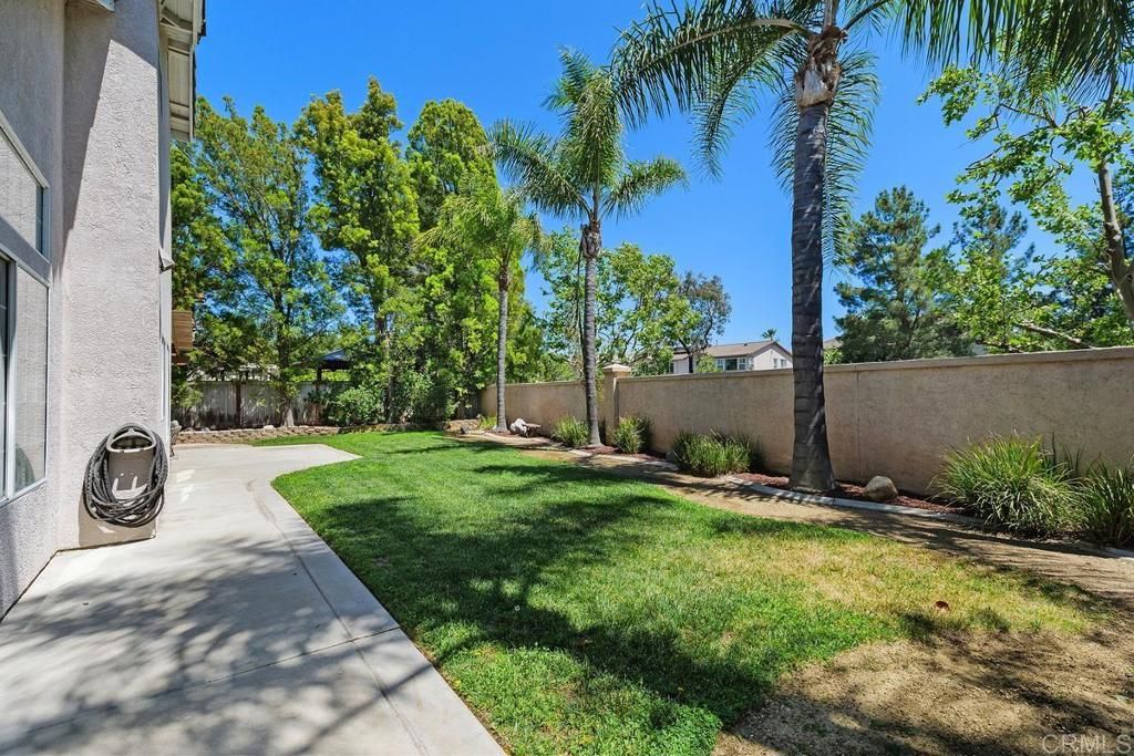 listing image 130725114077698070424