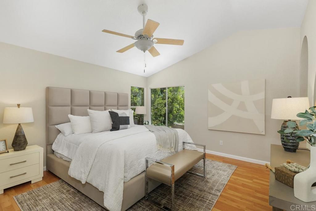 listing image 130727449956449638127