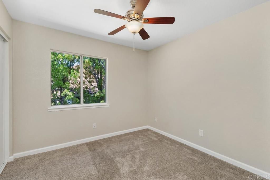 listing image 130720418525434467276