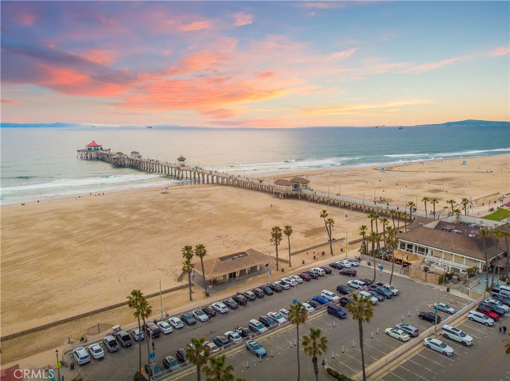 Photo of 316 6th Street, Huntington Beach, CA 92648 (MLS # IG25130134)