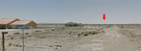 Photo of 0 Vacant Land APN 3260-007-027, Lancaster, CA 93536 (MLS # PW26127342)