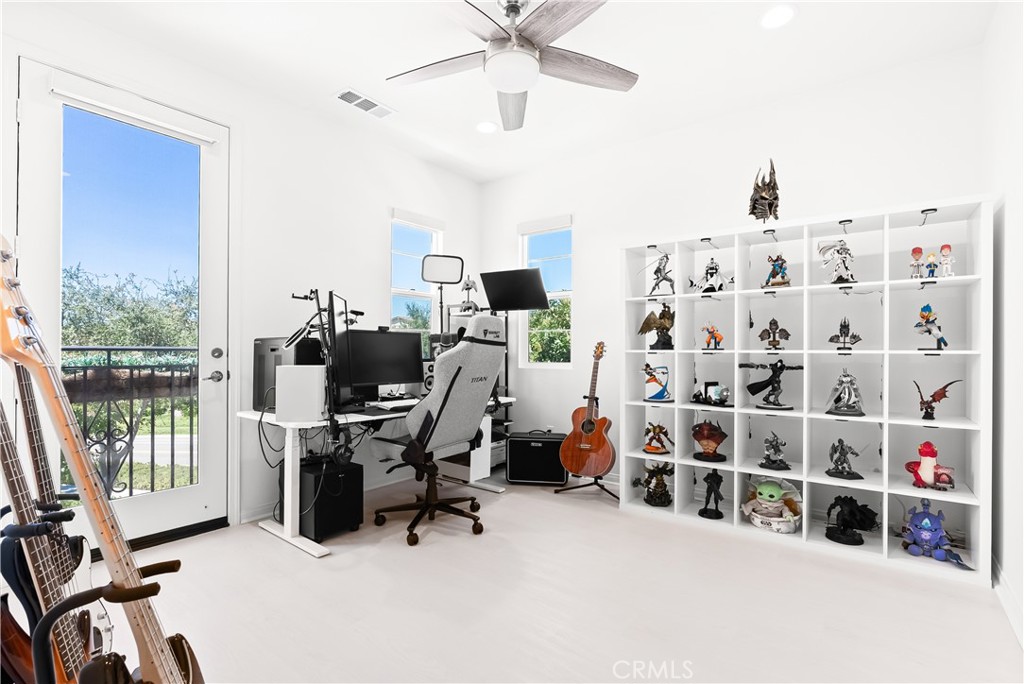 Heirloom (ESHEIR) - Residential