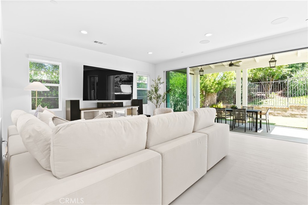 Heirloom (ESHEIR) - Residential