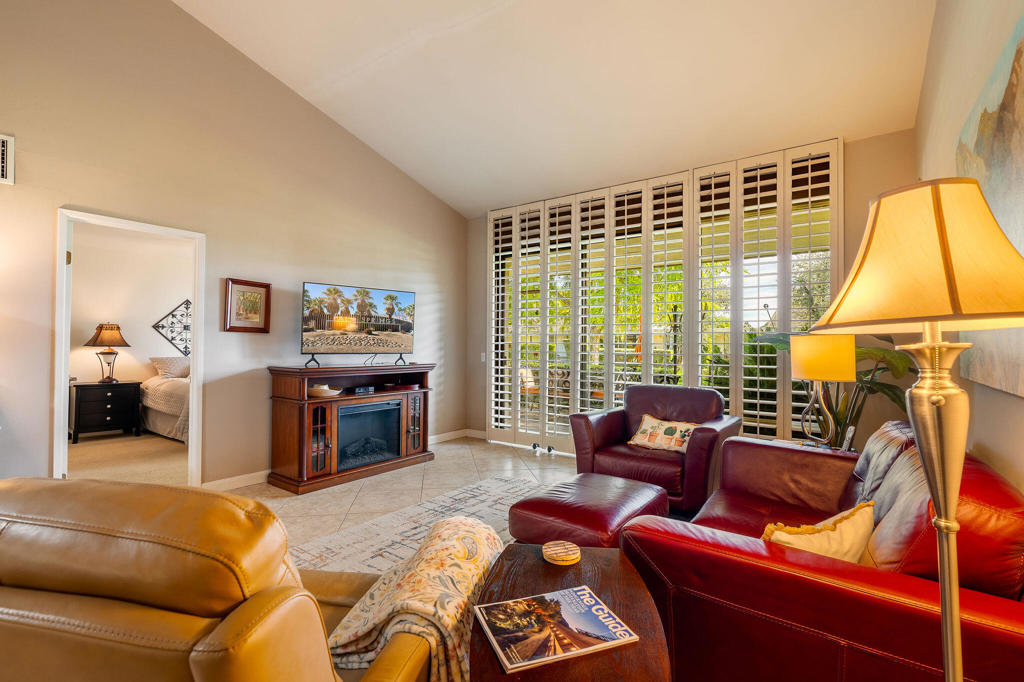 1004 Saint Thomas Circle