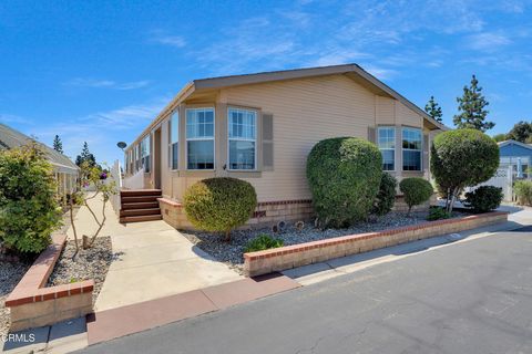 Photo of 51 Thackery Court #-, Ventura, CA 93003 (MLS # V1-32236)
