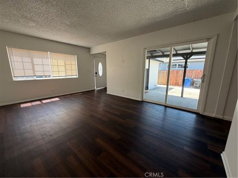 Tiny photo for 6944 Lurline Avenue, Winnetka, CA 91306 (MLS # CV26112930)