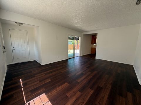 Tiny photo for 6944 Lurline Avenue, Winnetka, CA 91306 (MLS # CV26112930)