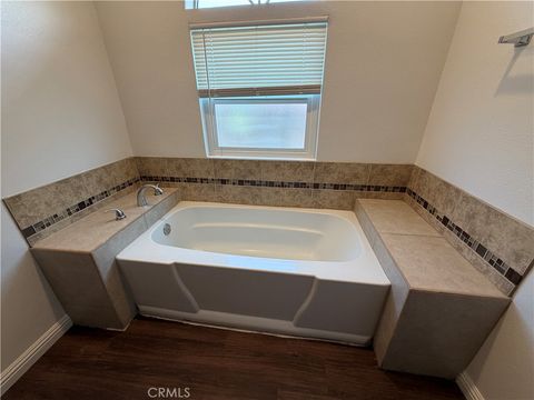 Tiny photo for 6944 Lurline Avenue, Winnetka, CA 91306 (MLS # CV26112930)