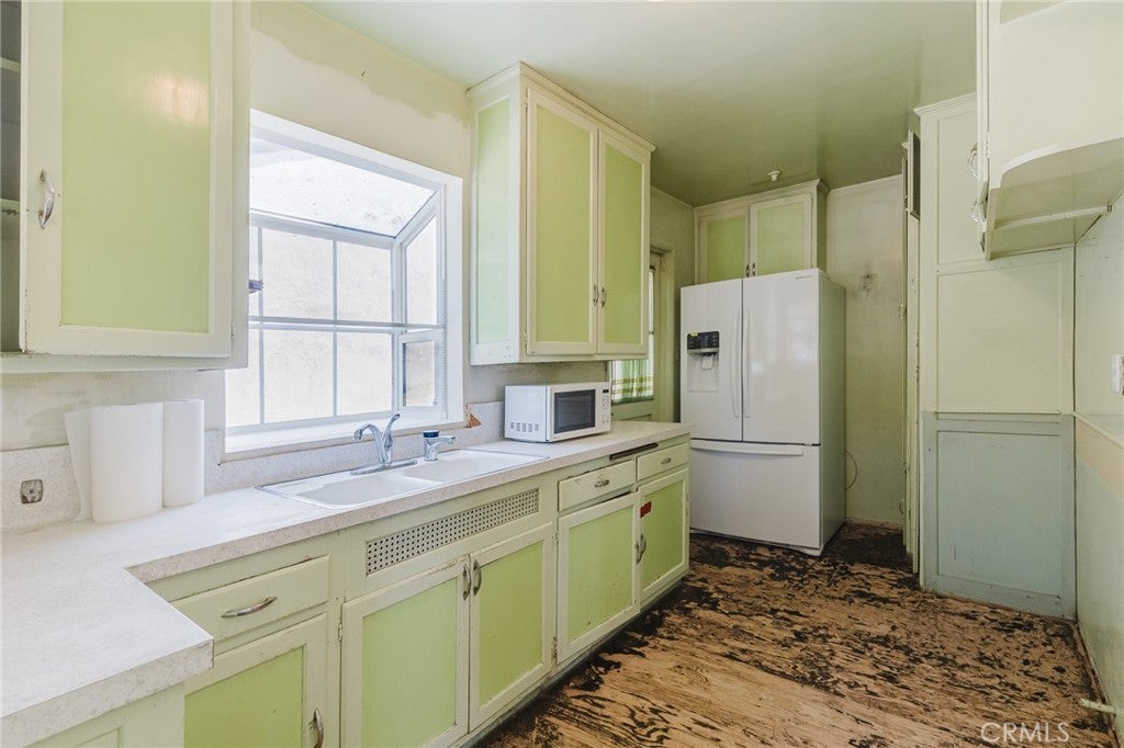 4518 Ocean View