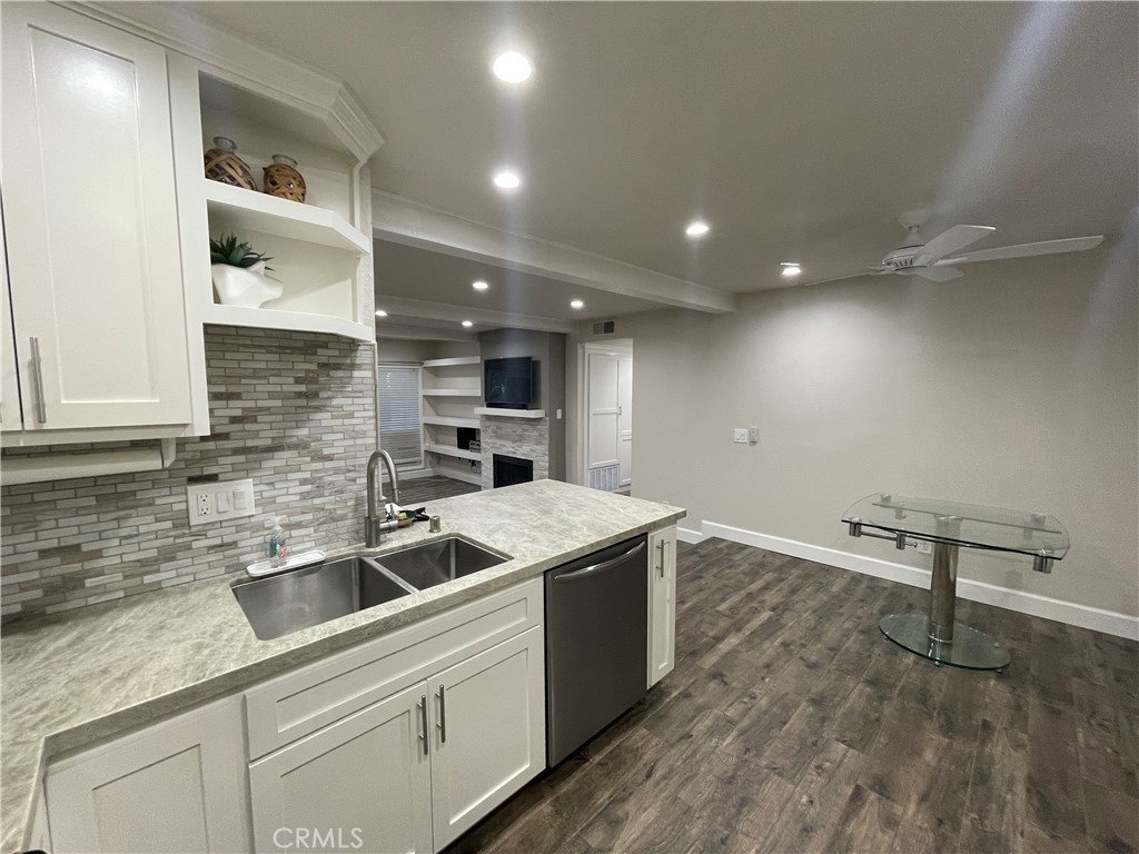 21372 Brookhurst Street 516