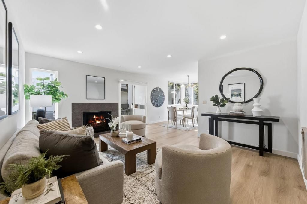 Photo of 1041 Shell Boulevard #8, Foster City, CA 94404 (MLS # ML82025188)