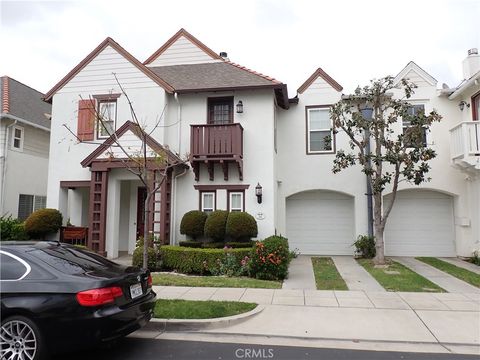 Photo of 55 Essex Ln, Irvine, CA 92620 (MLS # OC25277884)