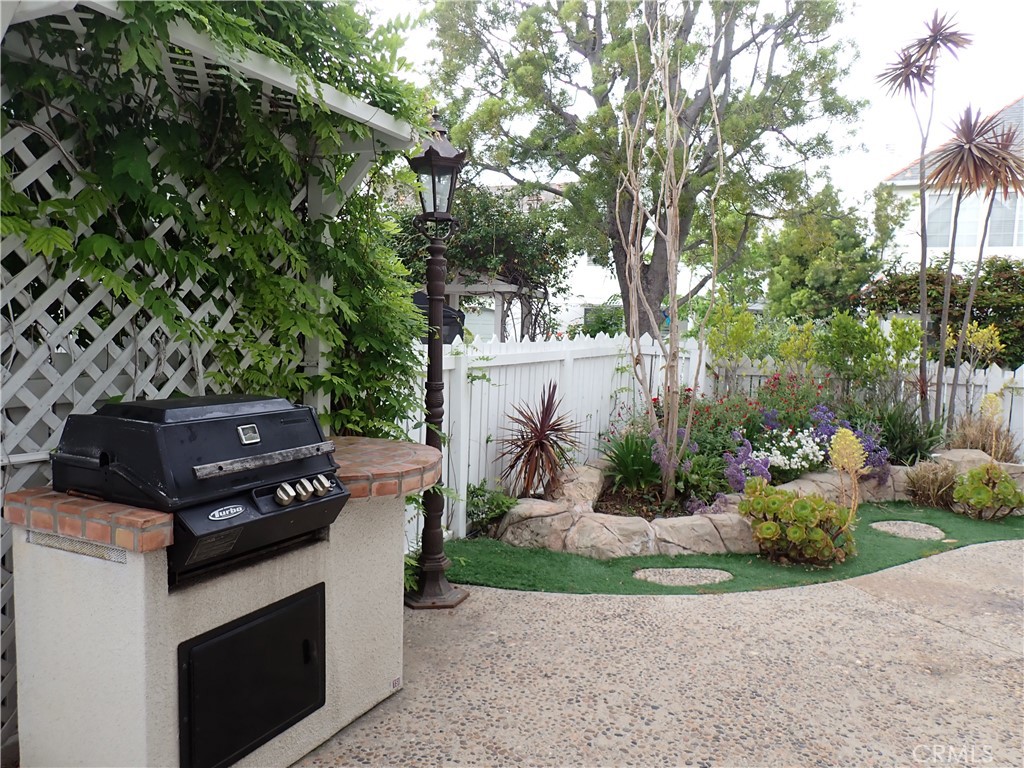 Carlyle at Lanes End (CRLE) - Residential