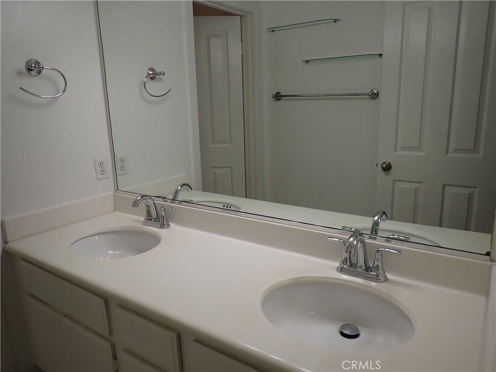 Carlyle at Lanes End (CRLE) - Residential